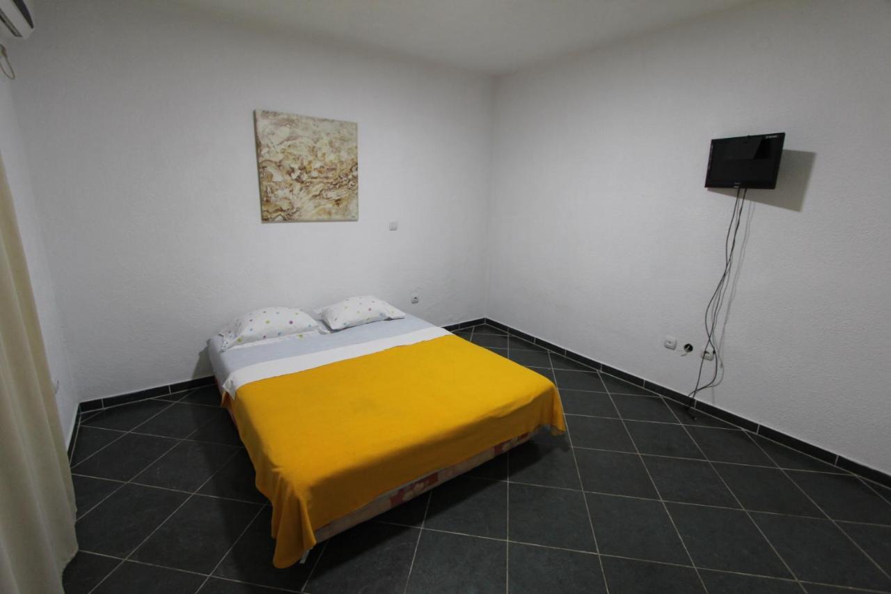 Villa Emeja - Bar - Montenegro Bagian luar foto