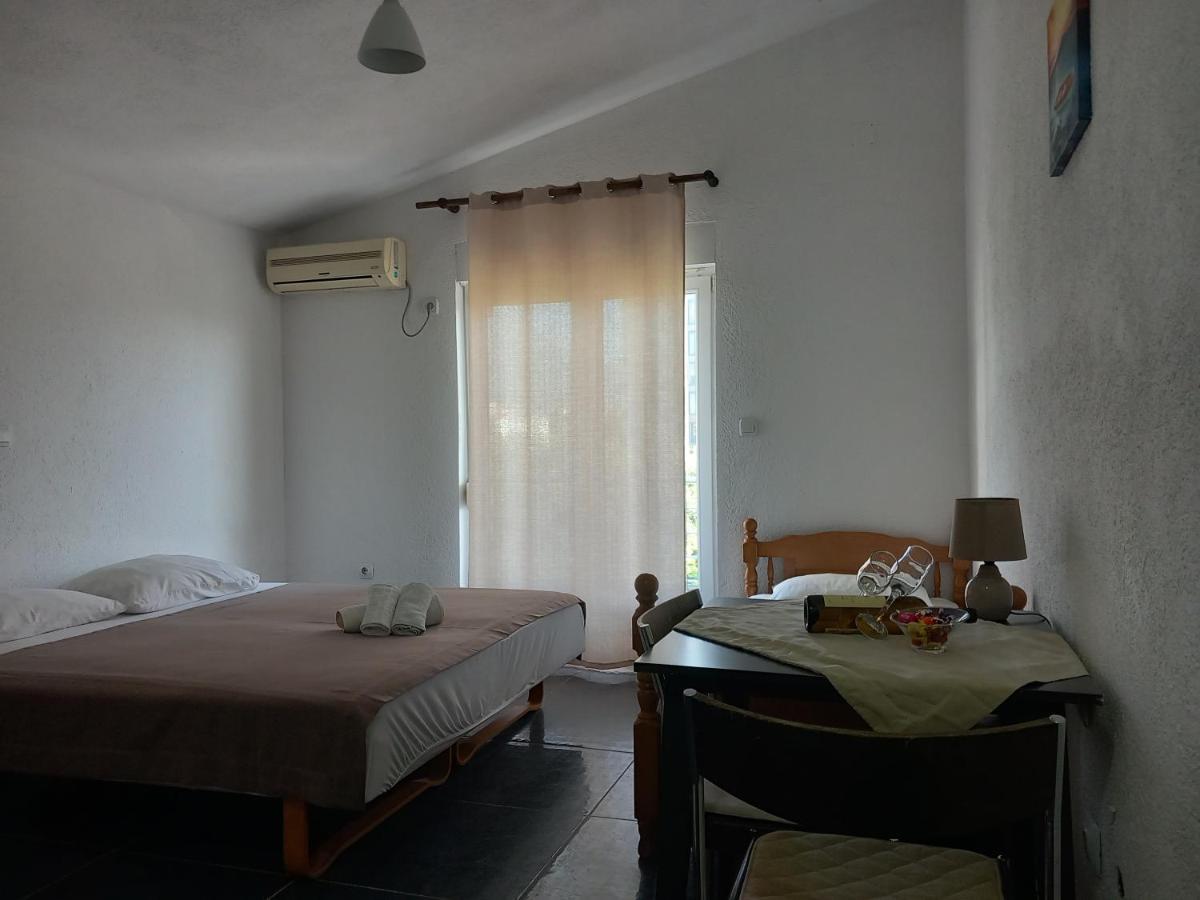 Villa Emeja - Bar - Montenegro Bagian luar foto